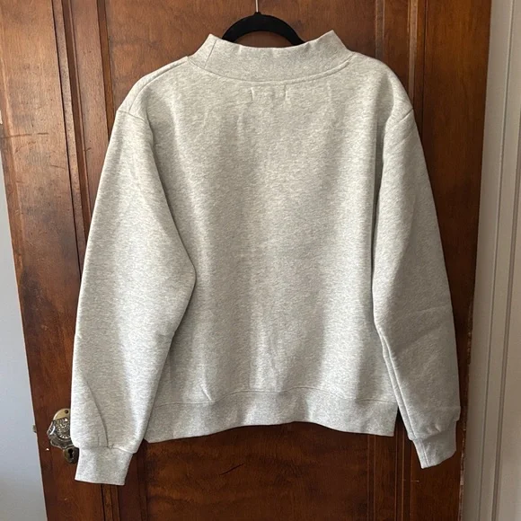 NWT Parke Classic Gray Embossed Mockneck Sweatshirt Size S/M - Picture 4 of 12